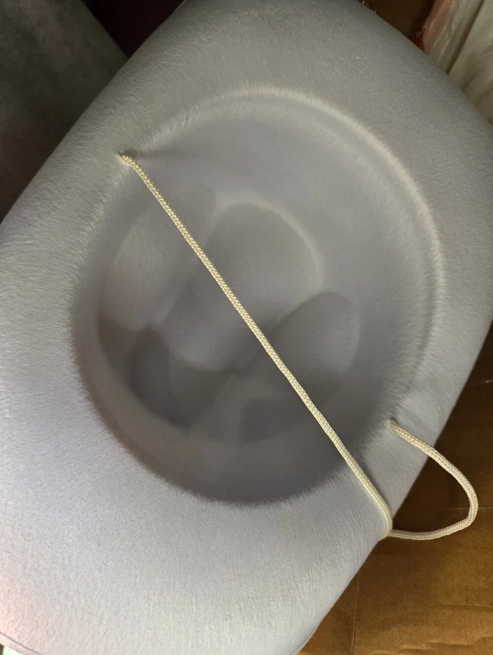 Women's White Felt Cowboy Hat with Subtle Trim